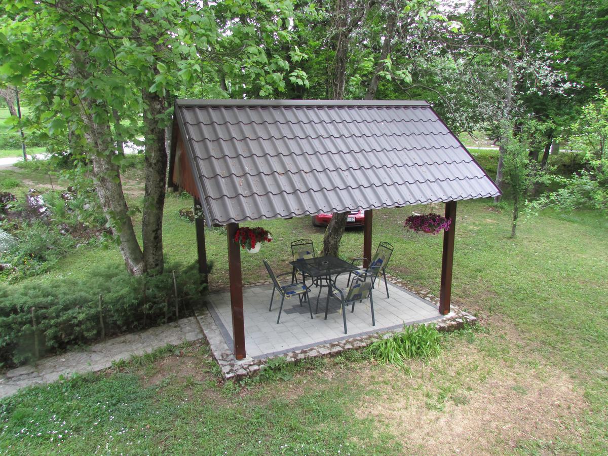 House Nenad Ξενοδοχείο Plitvička Jezera Εξωτερικό φωτογραφία