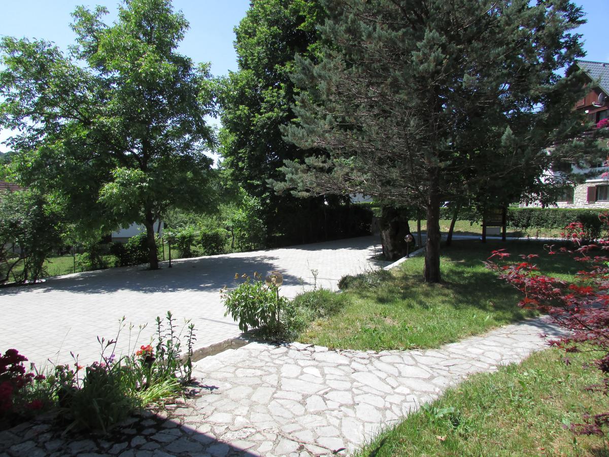 House Nenad Ξενοδοχείο Plitvička Jezera Εξωτερικό φωτογραφία